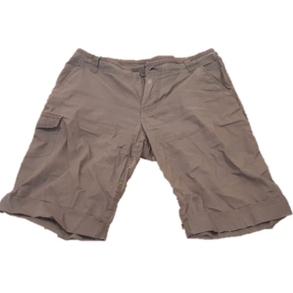 DKNY Jeans Grey Cargo Shorts - Picture 1 of 5